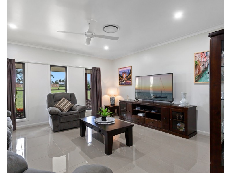 20-24 Bunkers Hills School Road, Westbrook QLD 4350