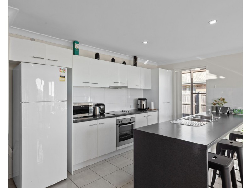 45 Kurrawa Crescent, Glenvale QLD 4350