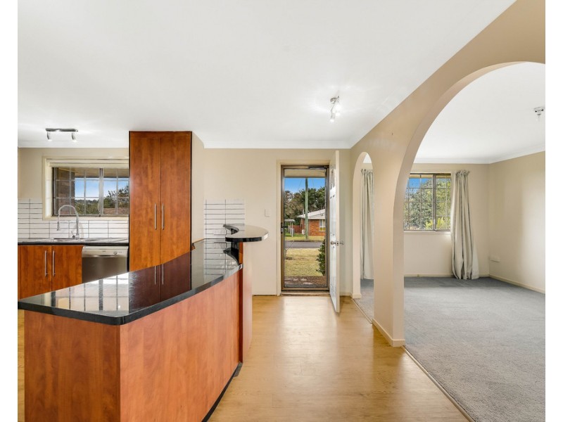 5 Hazzard Street, Centenary Heights QLD 4350