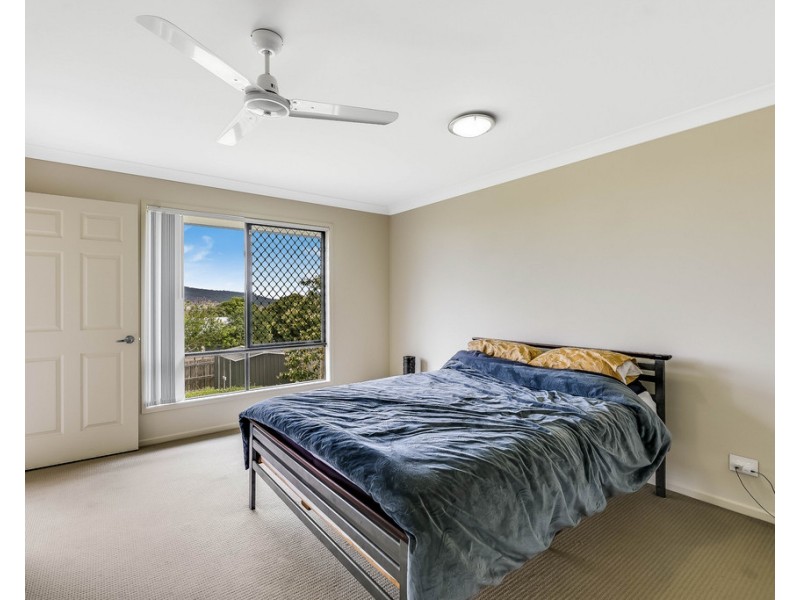 6 Alistair Street, Glenvale QLD 4350