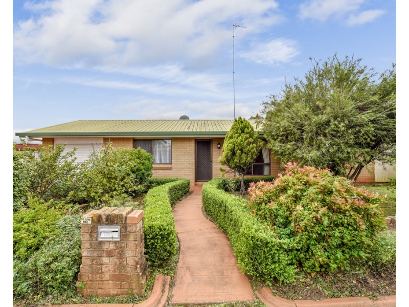 41 Paull Street, Wilsonton QLD 4350