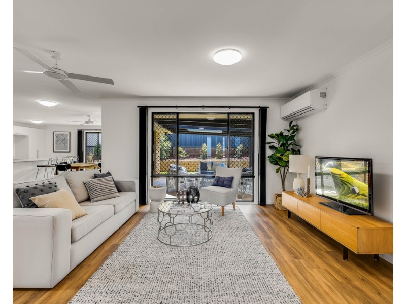 17 Duncan Street, Wilsonton Heights QLD 4350