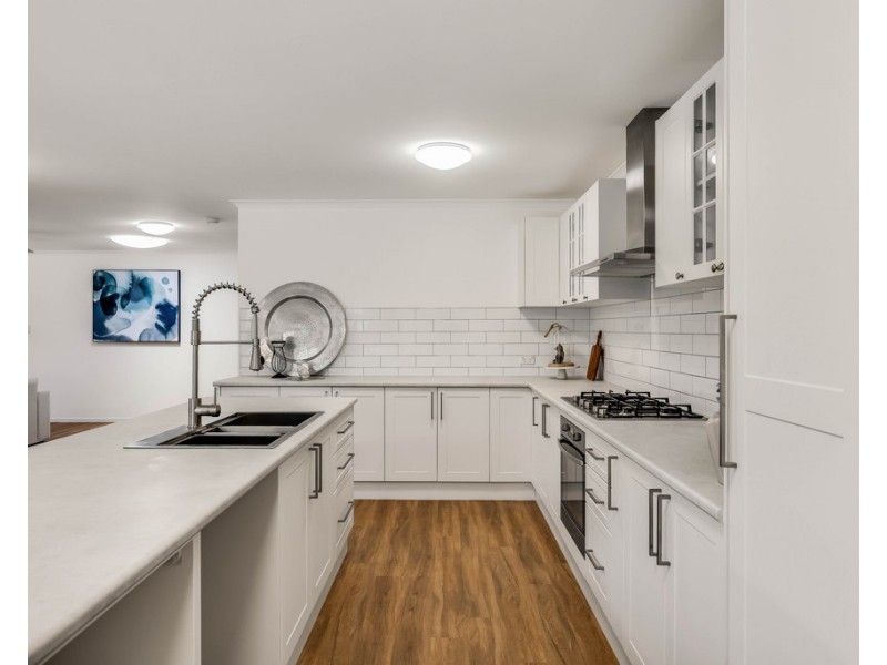 17 Duncan Street, Wilsonton Heights QLD 4350