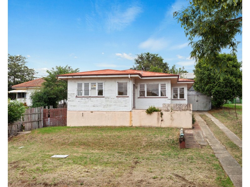 87 Vanity Street, Rockville QLD 4350