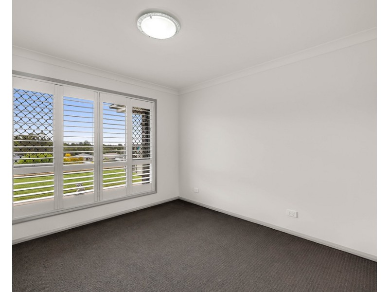 2 Northview Drive, Cabarlah QLD 4352