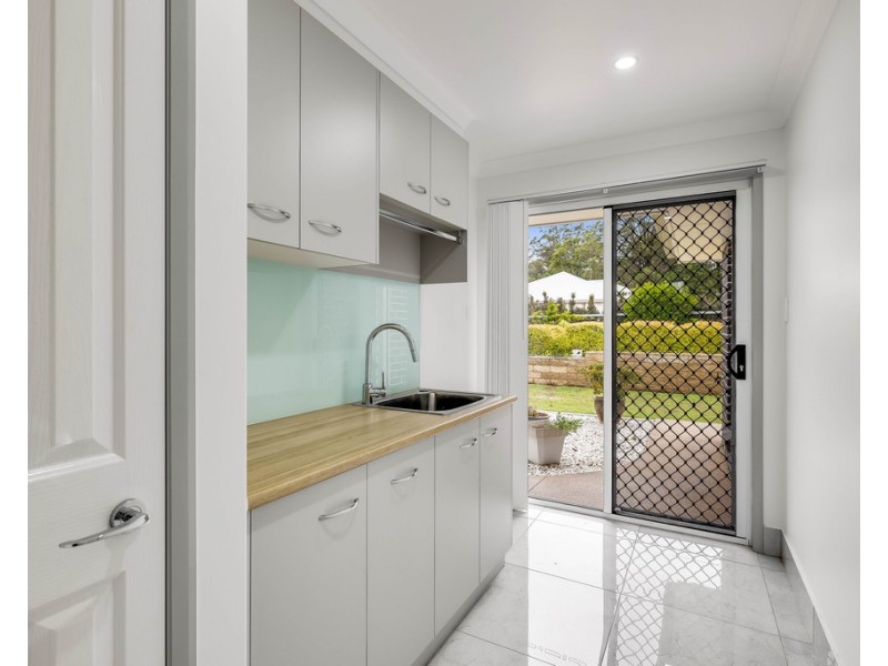 2 Northview Drive, Cabarlah QLD 4352