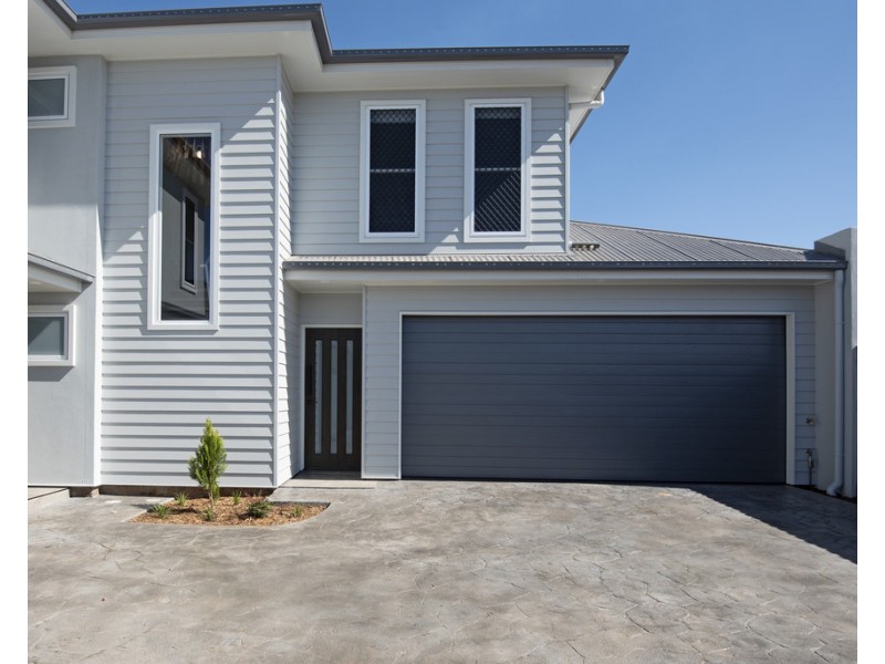 1/164 Spring Street, Middle Ridge QLD 4350