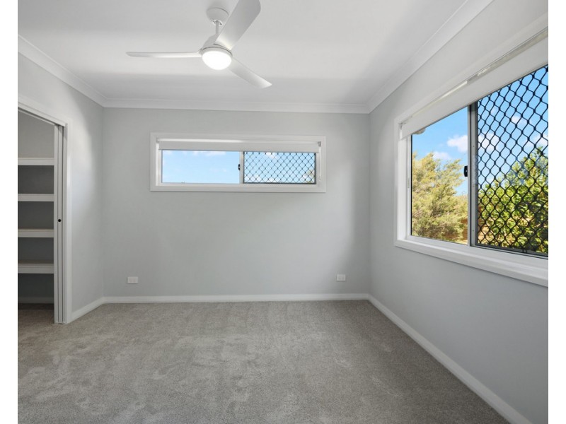 1/164 Spring Street, Middle Ridge QLD 4350