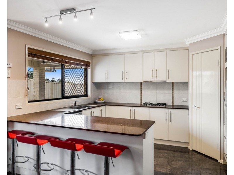 14 High Court Drive, Wilsonton Heights QLD 4350