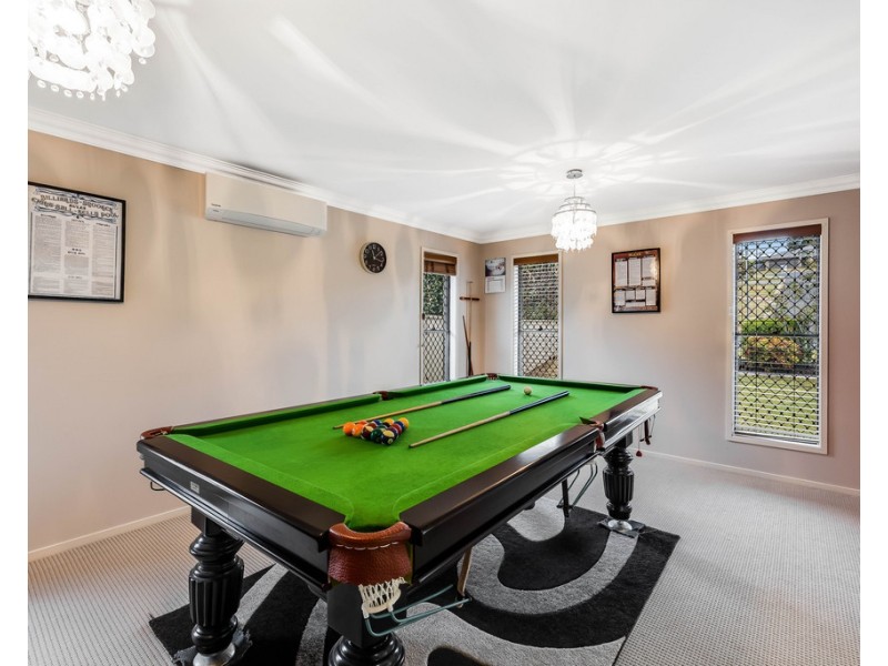 14 High Court Drive, Wilsonton Heights QLD 4350