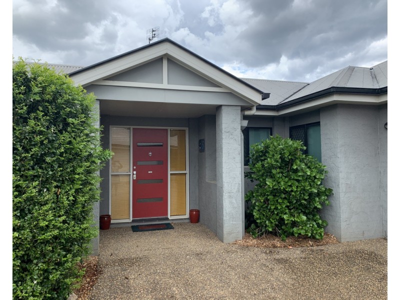5/10 Devon Street, Newtown QLD 4350