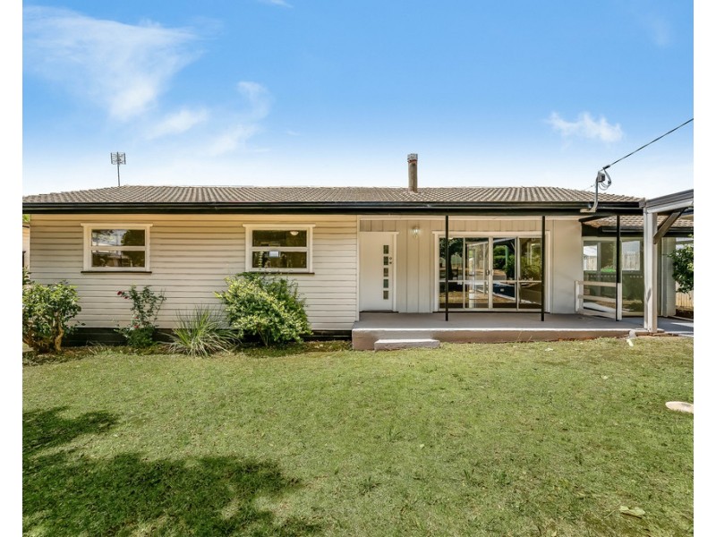 12 McGregor Street, Wilsonton QLD 4350