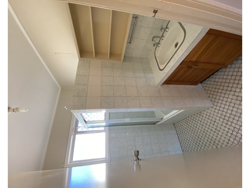 2/382 Bridge Street, Wilsonton QLD 4350