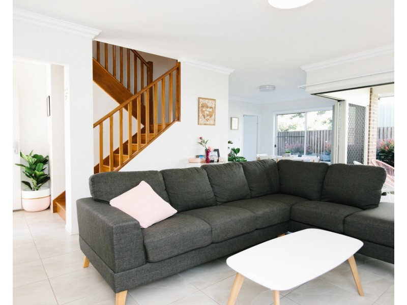 2/10 Warwick Street, Harristown QLD 4350