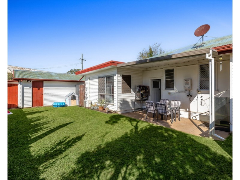 17 Albert Lane, Newtown QLD 4350