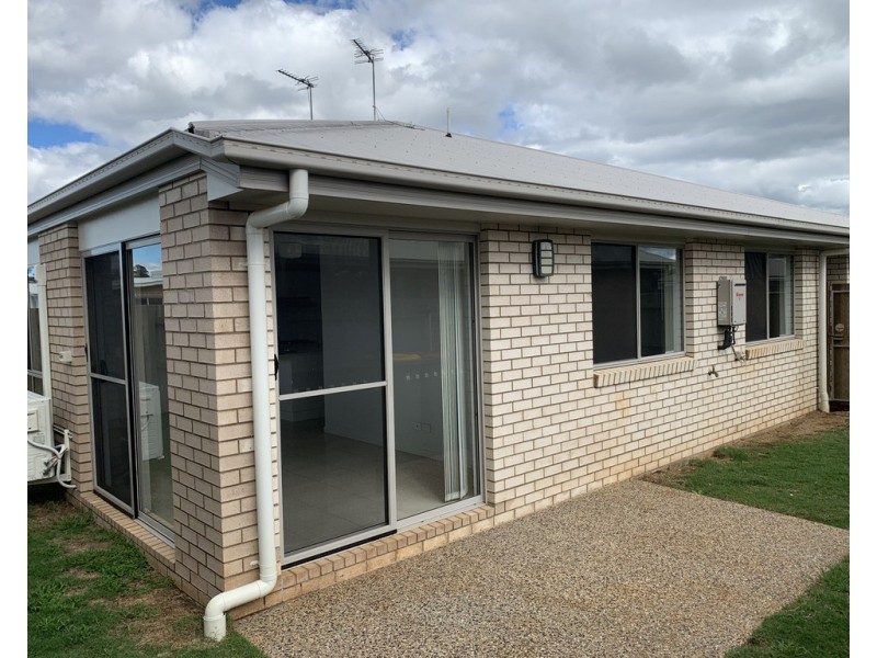 4 Nash Drive, Glenvale QLD 4350