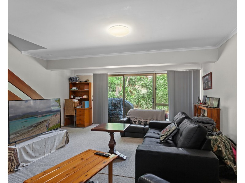 6/2 Benjamin Street, Mount Lofty QLD 4350