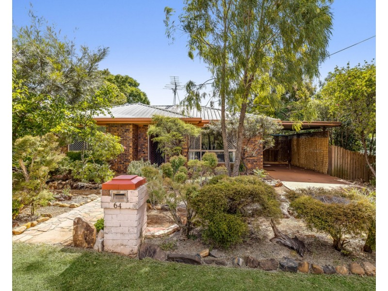 64 Champagne Crescent, Wilsonton Heights QLD 4350
