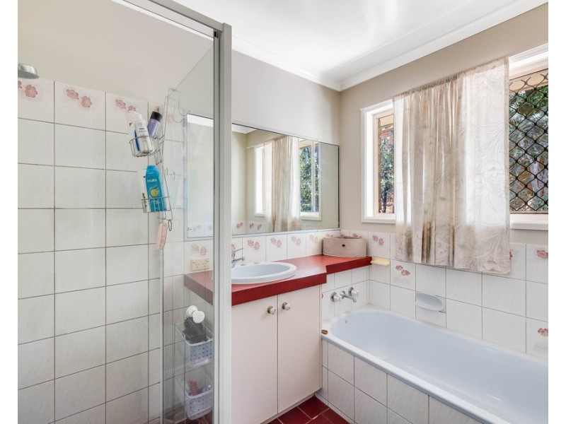 64 Champagne Crescent, Wilsonton Heights QLD 4350