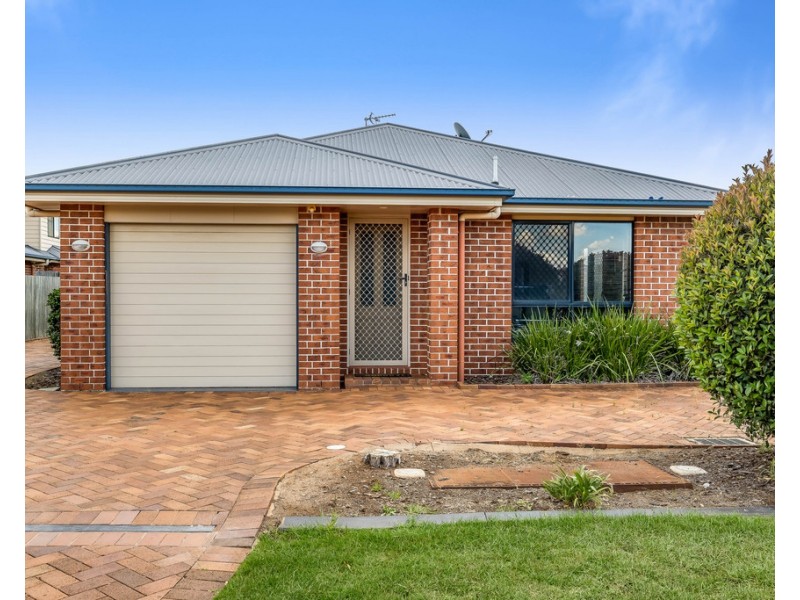 Unit 1/87 Kearney Street, Kearneys Spring QLD 4350