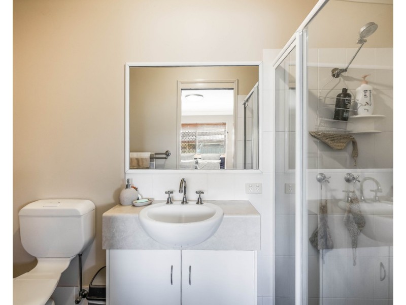 Unit 1/87 Kearney Street, Kearneys Spring QLD 4350