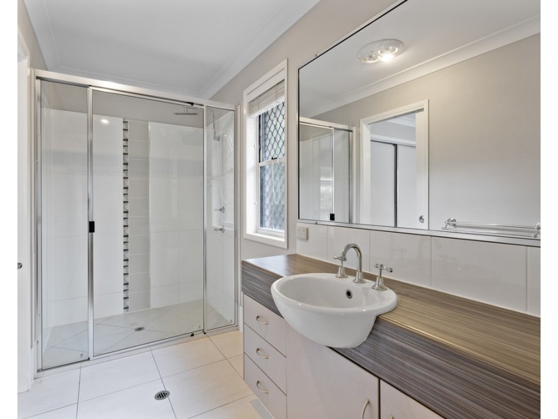 13 Kurrawa Crescent, Glenvale QLD 4350