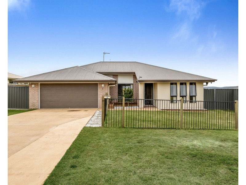 4 Kensei Street, Wyreema QLD 4352