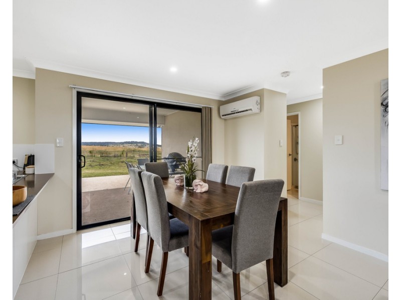 4 Kensei Street, Wyreema QLD 4352