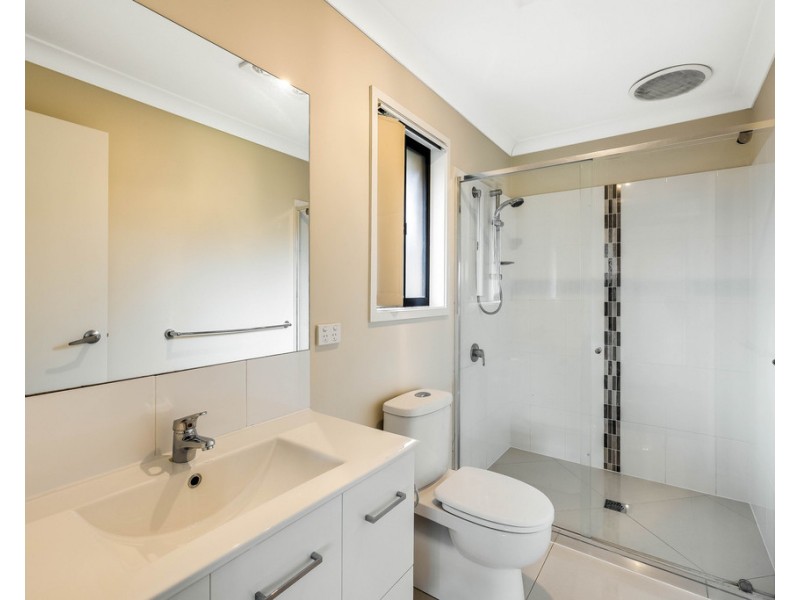 4 Kensei Street, Wyreema QLD 4352