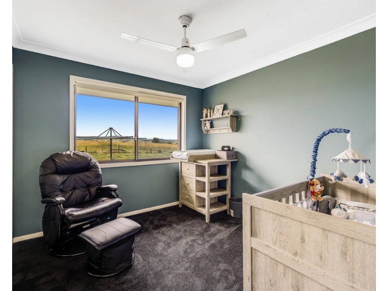 4 Kensei Street, Wyreema QLD 4352