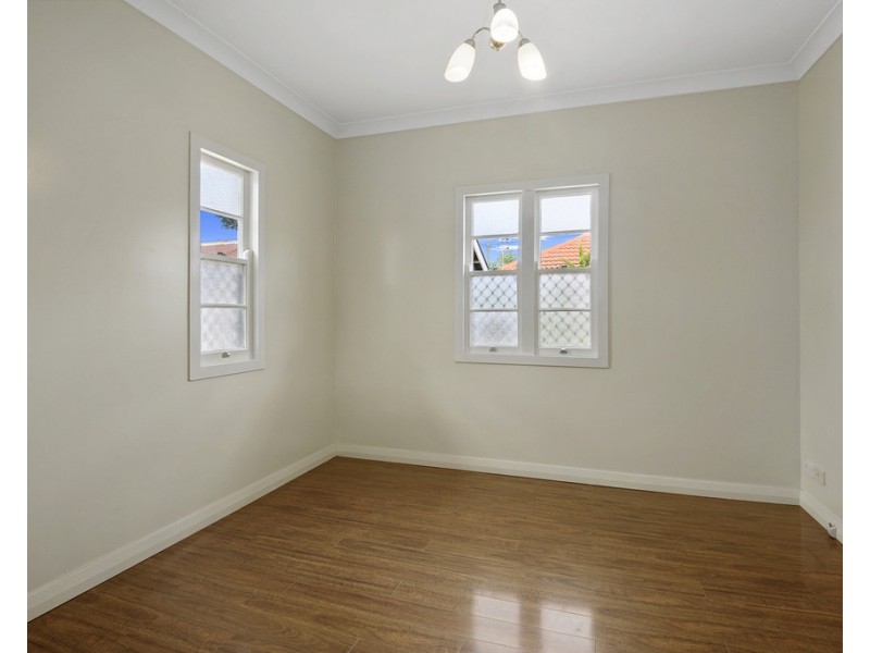 26 Violet Street, Harristown QLD 4350