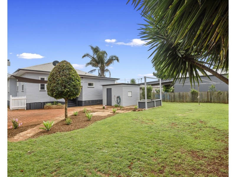 26 Violet Street, Harristown QLD 4350