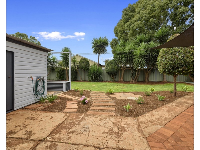 26 Violet Street, Harristown QLD 4350