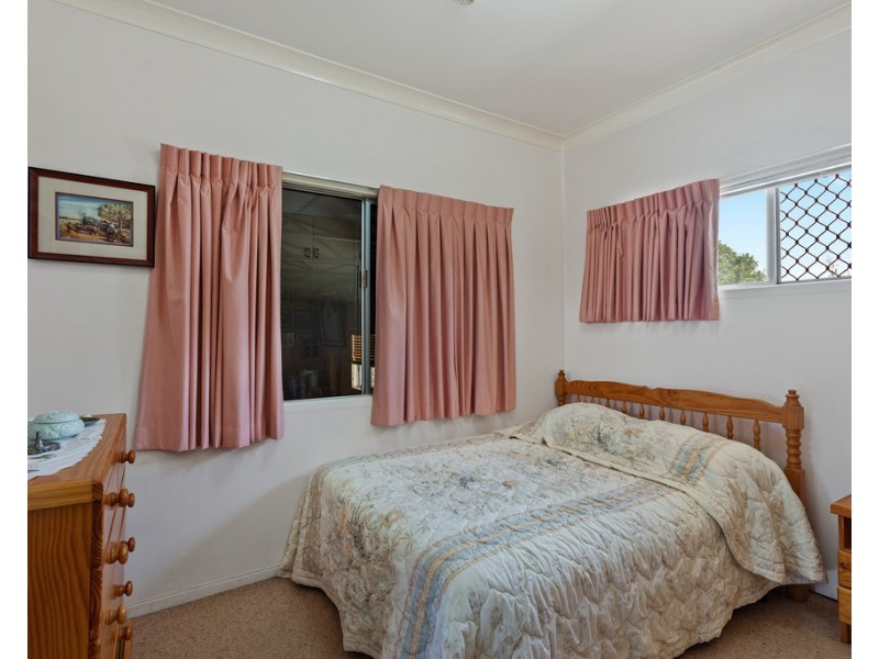 1 Hanlon Street, Newtown QLD 4350