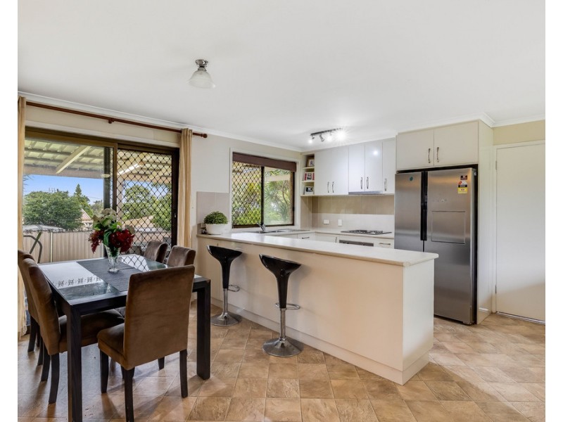 8 Bhutan Court, Newtown QLD 4350