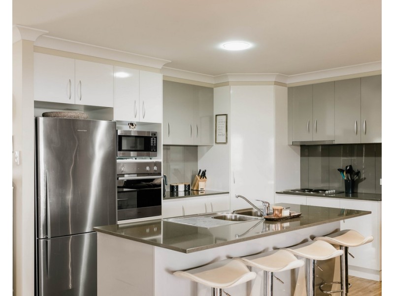 18 Gilmour Court, Harlaxton QLD 4350