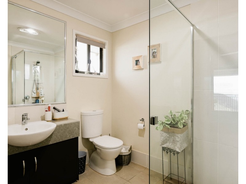 18 Gilmour Court, Harlaxton QLD 4350