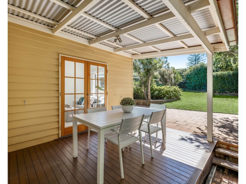 3 Rhyde Street, Mount Lofty QLD 4350