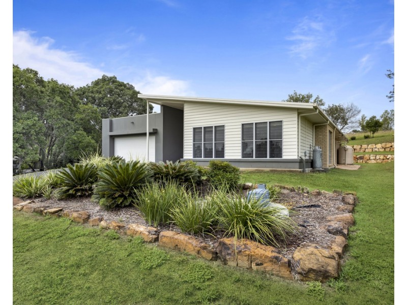 9 Belah Court, Withcott QLD 4352