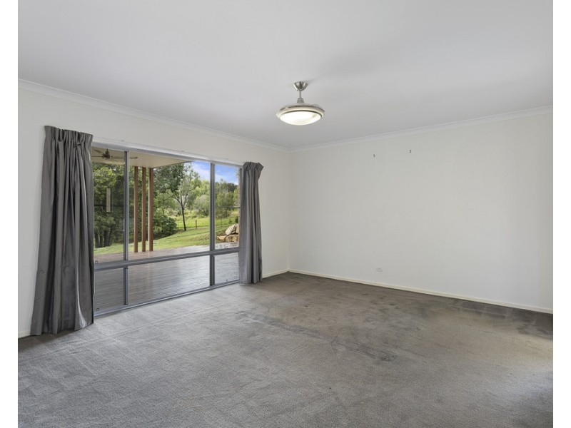 9 Belah Court, Withcott QLD 4352