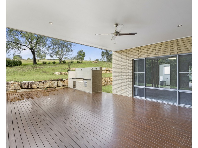 9 Belah Court, Withcott QLD 4352