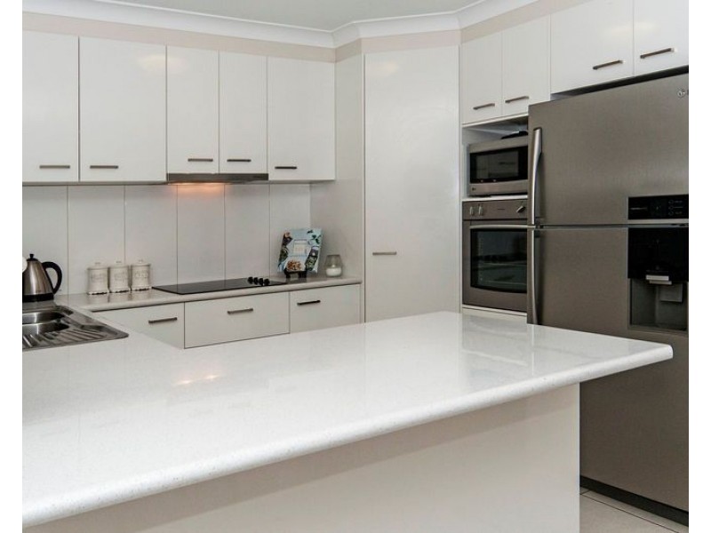 Unit 2/14-16 Salisbury Street, Darling Heights QLD 4350