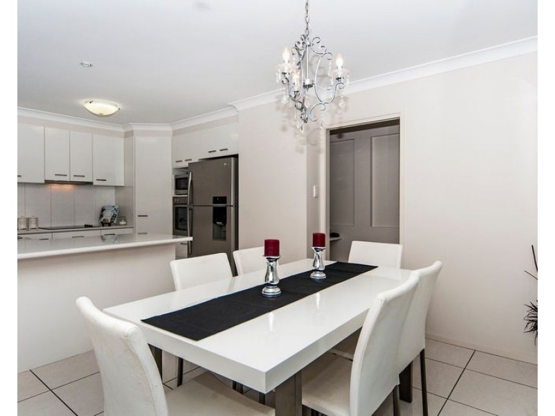 Unit 2/14-16 Salisbury Street, Darling Heights QLD 4350