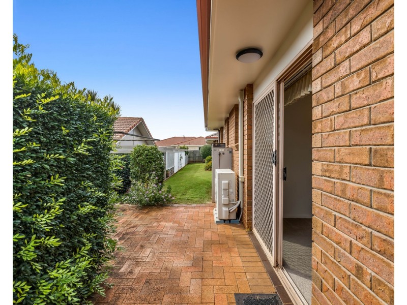 Villa 20 Glenfield Court, Middle Ridge QLD 4350