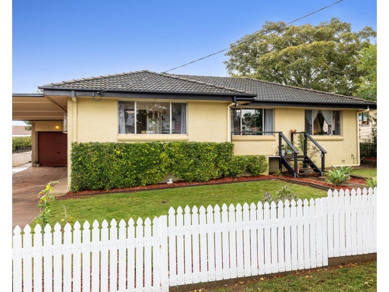 7 Berghofer Street, Rockville QLD 4350