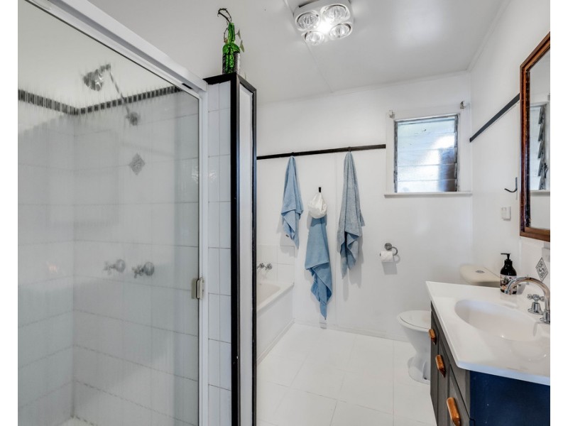 7 Berghofer Street, Rockville QLD 4350