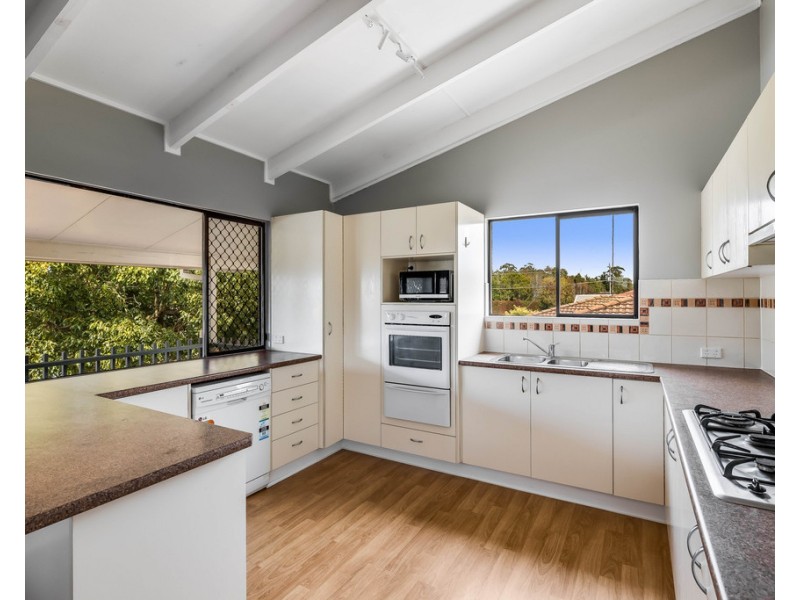 31 Gloucester Crescent, Darling Heights QLD 4350