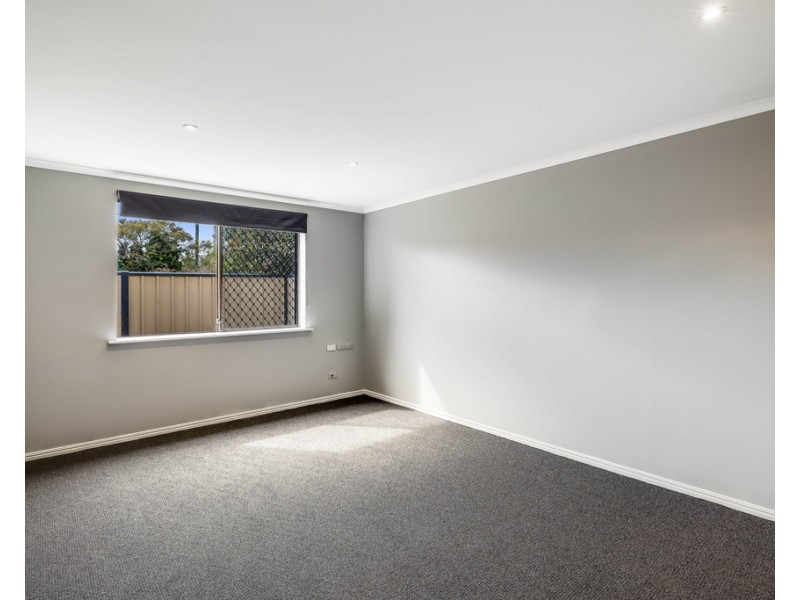 31 Gloucester Crescent, Darling Heights QLD 4350