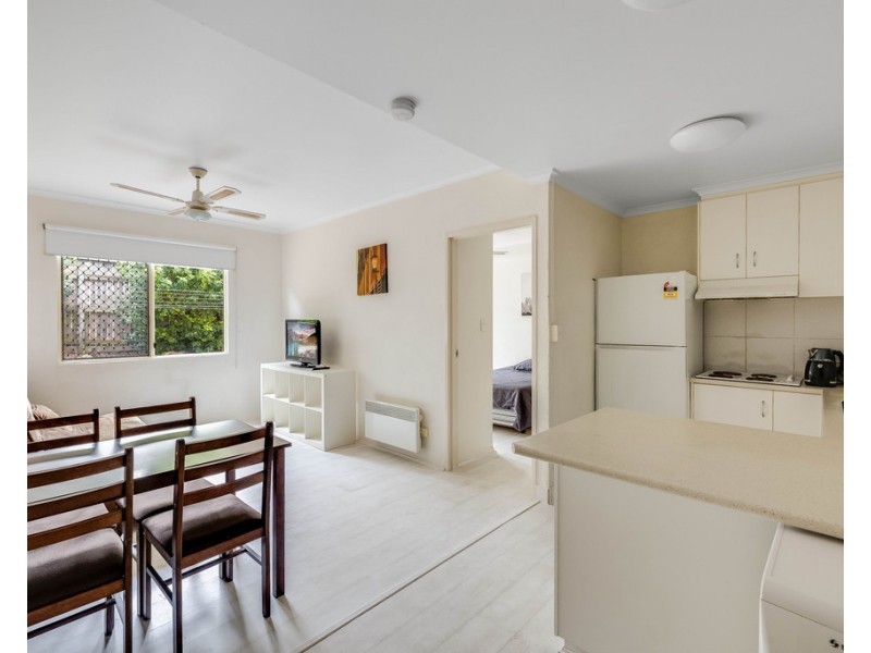 Unit 10/5-7 Uniplaza Court, Kearneys Spring QLD 4350