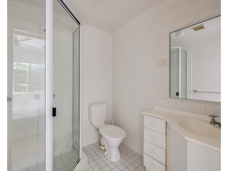 Unit 10/5-7 Uniplaza Court, Kearneys Spring QLD 4350